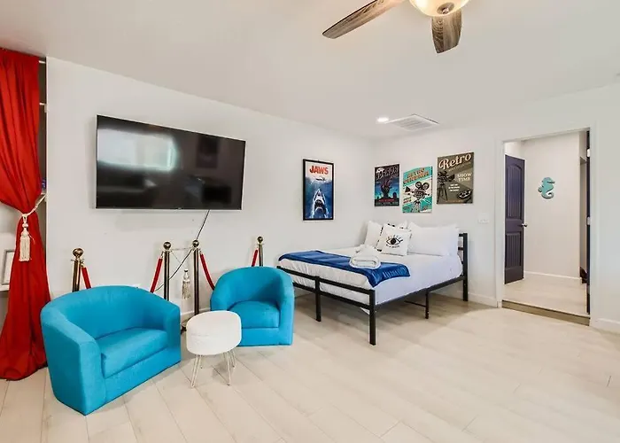 Vibrant Oasis, Pool, Spa, Game * Mesa